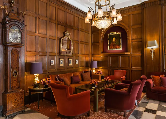 Fairmont Vier Jahreszeiten Hotel