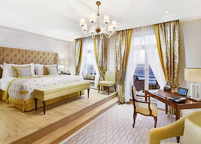 Fairmont Vier Jahreszeiten 5* Hamburg
